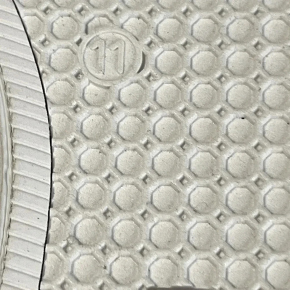 Children Place Girls white low top lace up tennis shoes. Size 11C NWT - Picture 10 of 13